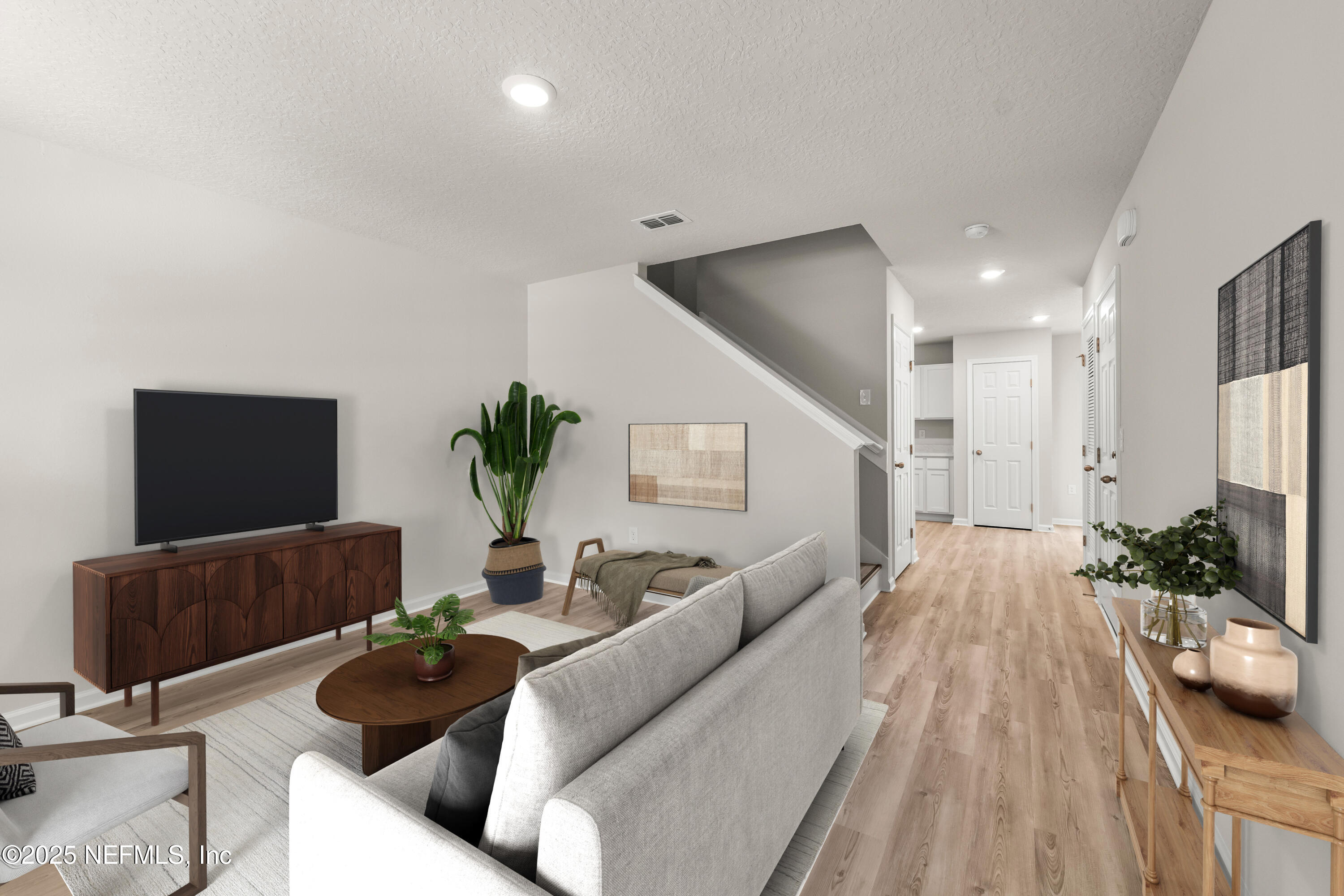 4296 Gilbert Street Jacksonville, FL 32207 - Photo 9 of 21 LV 2.jpg-FULL