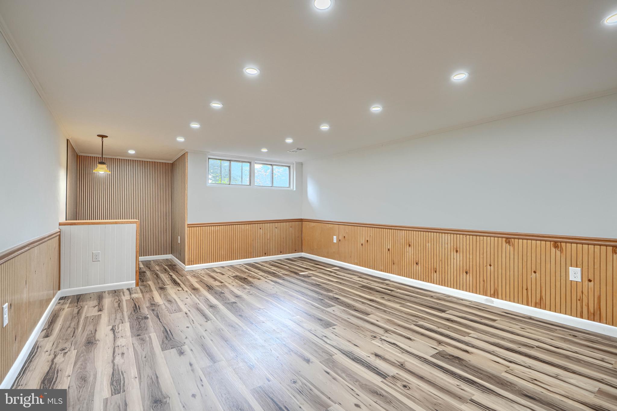 6821 Barnett Road Baltimore, MD 21239 - Photo 28 of 41