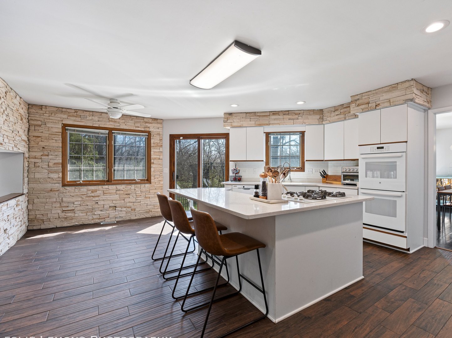 3N747 Ferson Creek Road St. Charles, IL 60174 - Photo 7 of 31