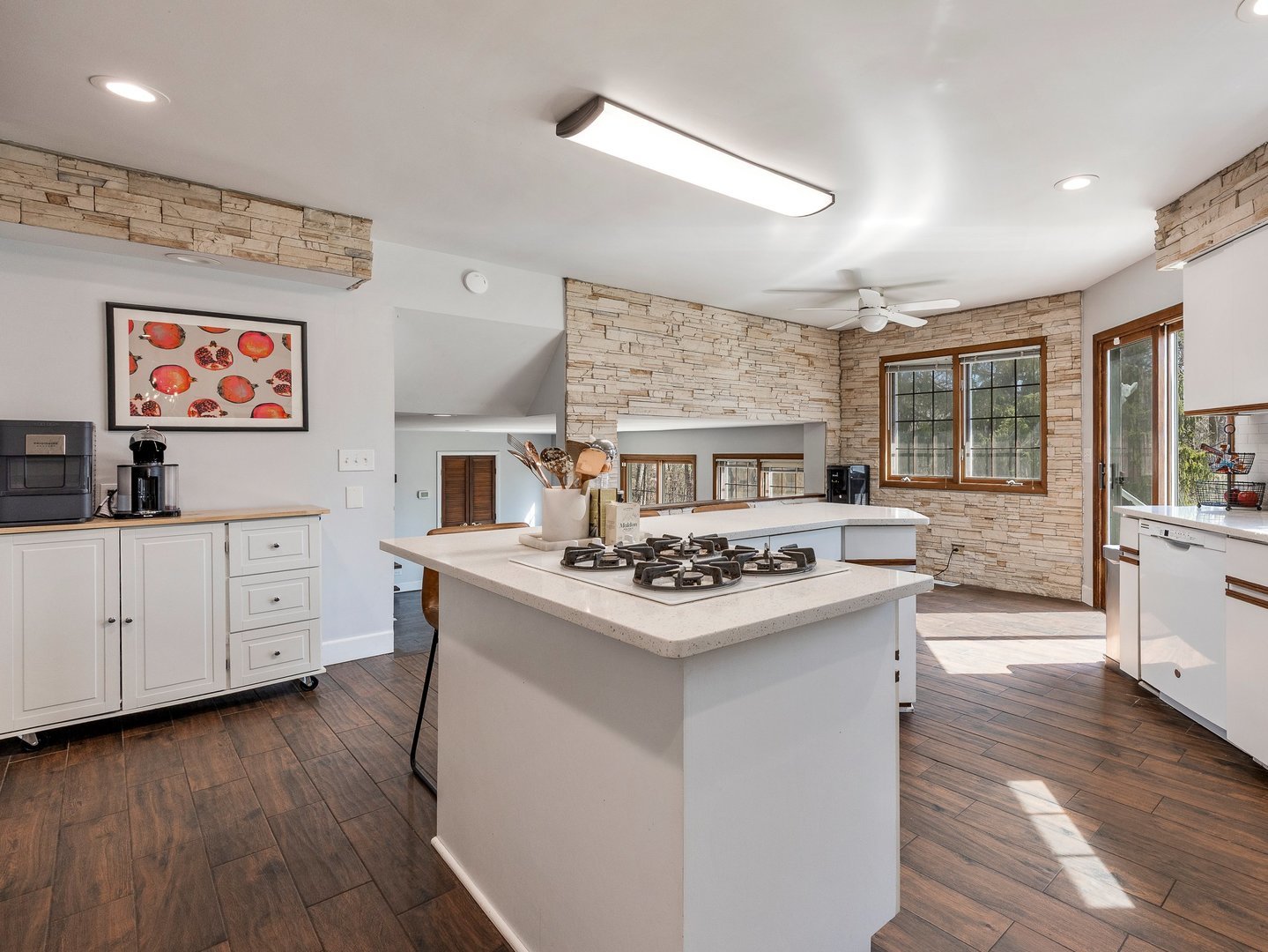 3N747 Ferson Creek Road St. Charles, IL 60174 - Photo 9 of 31