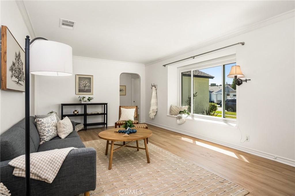 1842 North Greenbrier Road Long Beach, CA 90815 - Photo 12 of 47