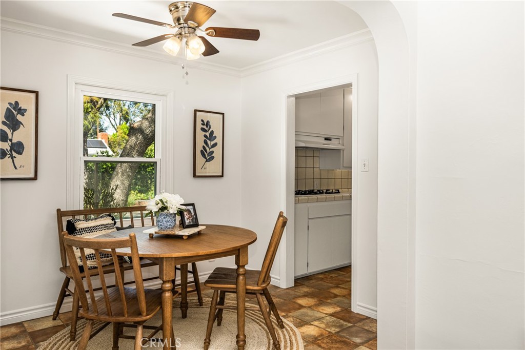 1842 North Greenbrier Road Long Beach, CA 90815 - Photo 22 of 47