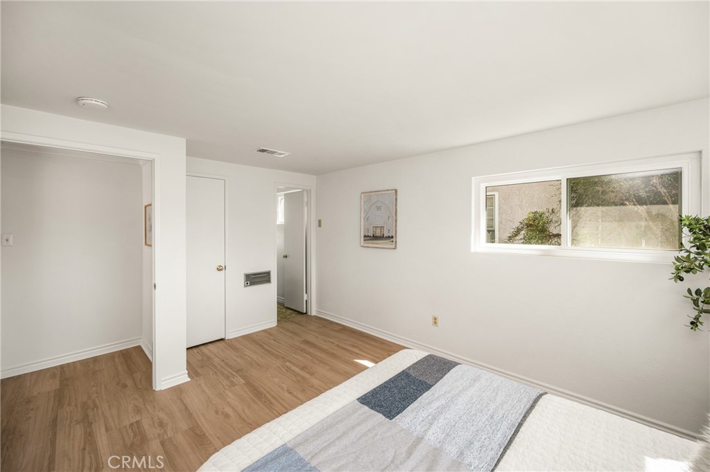 1842 North Greenbrier Road Long Beach, CA 90815 - Photo 33 of 47