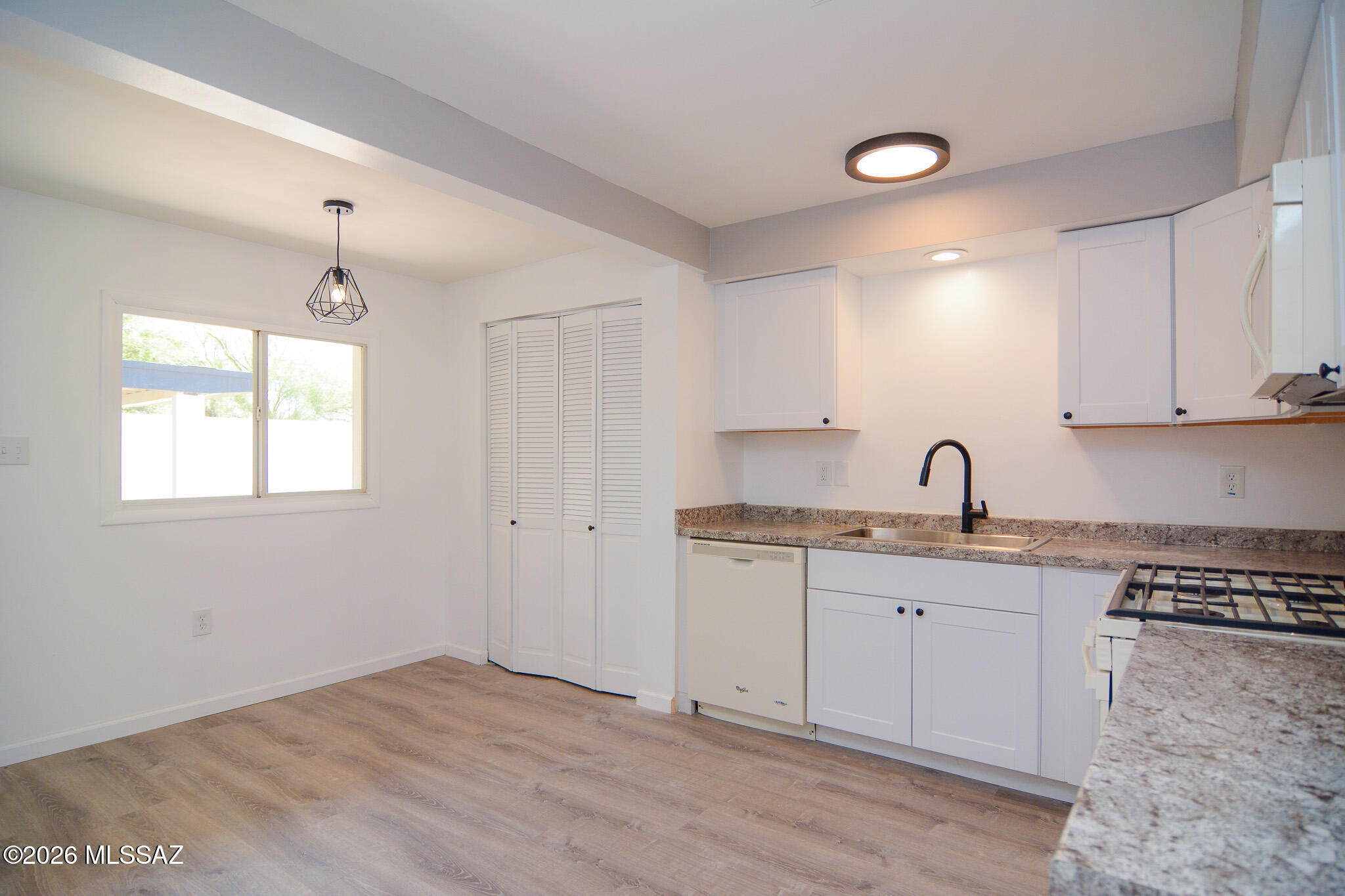 3372 East 29th Street Tucson, AZ 85713 - Photo 9 of 27 DSC_5859
