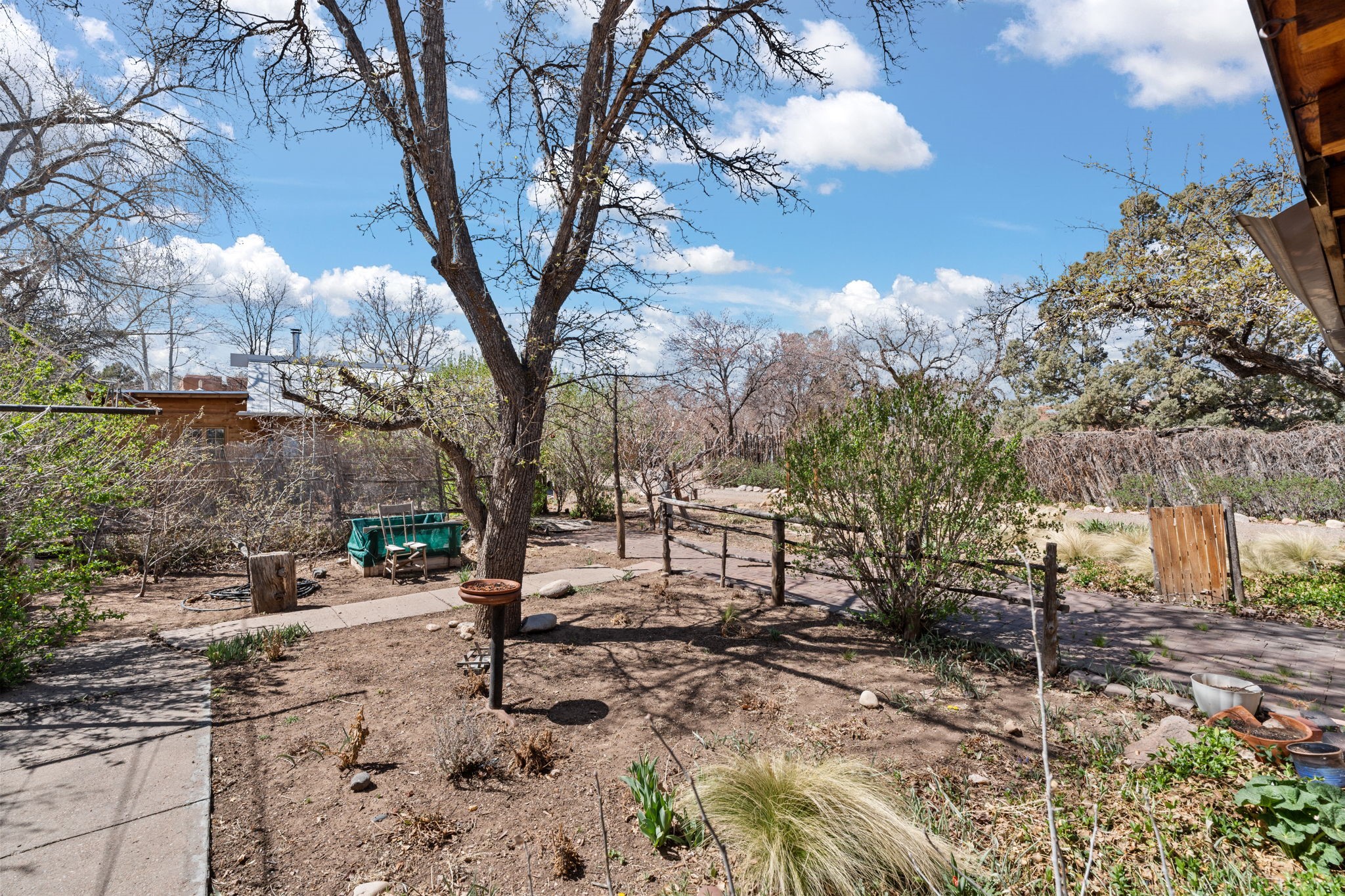 634 Canyon Road Santa Fe, NM 87501 - Photo 34 of 53