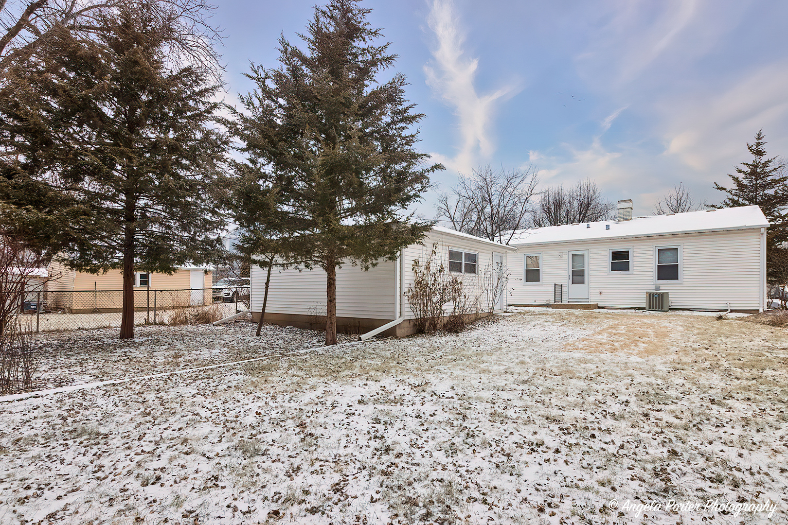 129 Glendale Road Buffalo Grove, IL 60089 - Photo 5 of 29 Gallery Image 5