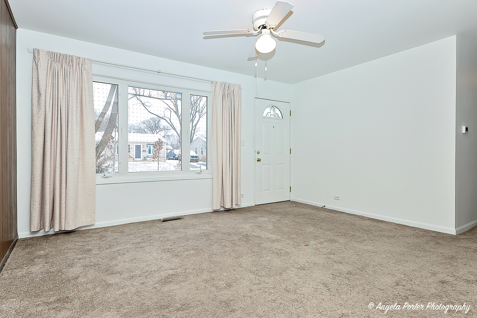 129 Glendale Road Buffalo Grove, IL 60089 - Photo 6 of 29 Gallery Image 6