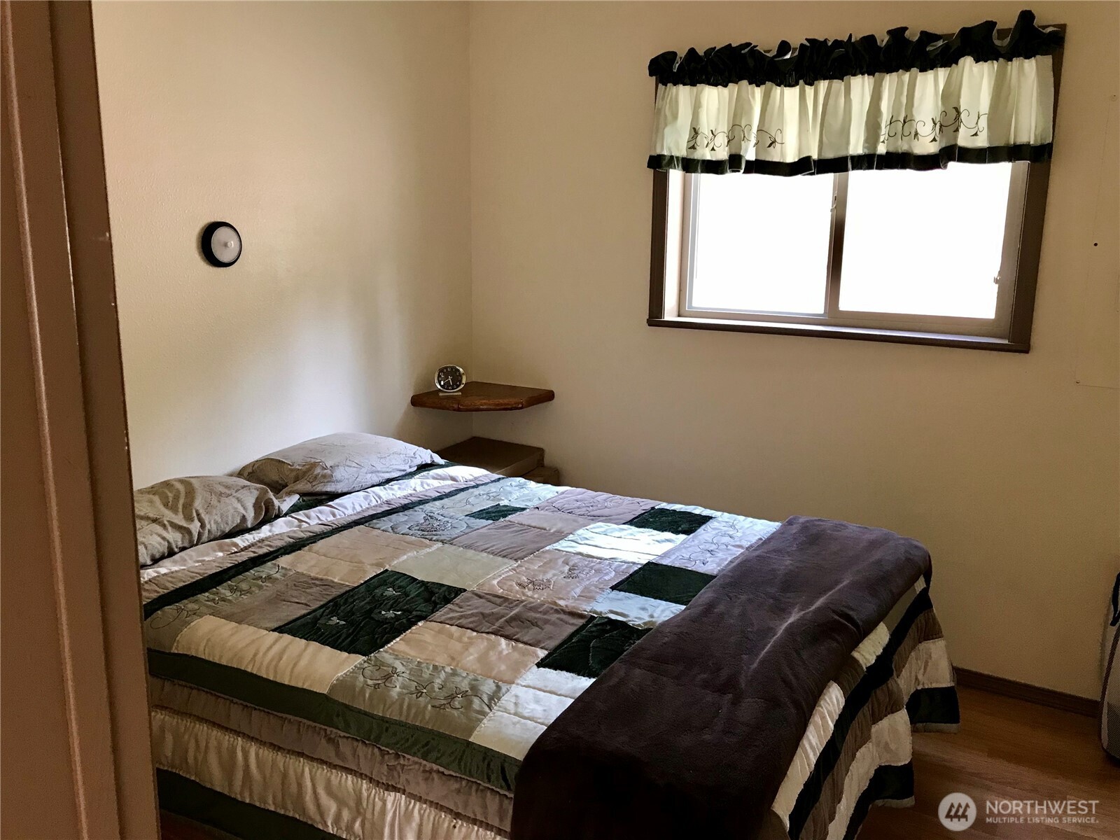 513-9 Mile Road Oroville, WA 98844 - Photo 13 of 28 Gallery Image 13