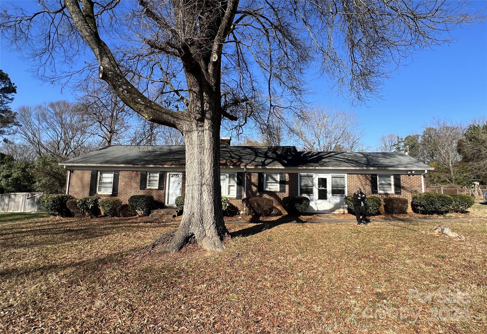 5115 Nevin Road Charlotte, NC 28269 - Photo 1 of 6 Gallery Image 1