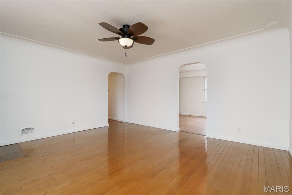 1735 Rhodes Street Madison, IL 62060 - Photo 11 of 33