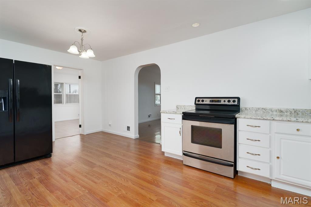 1735 Rhodes Street Madison, IL 62060 - Photo 15 of 33