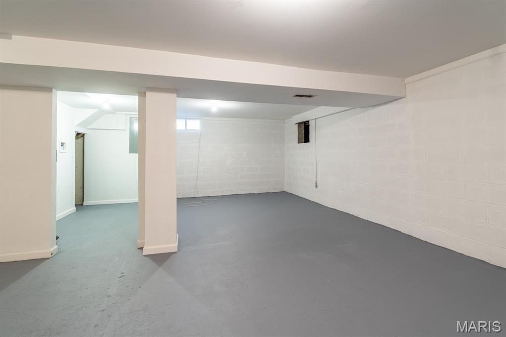 1735 Rhodes Street Madison, IL 62060 - Photo 28 of 33