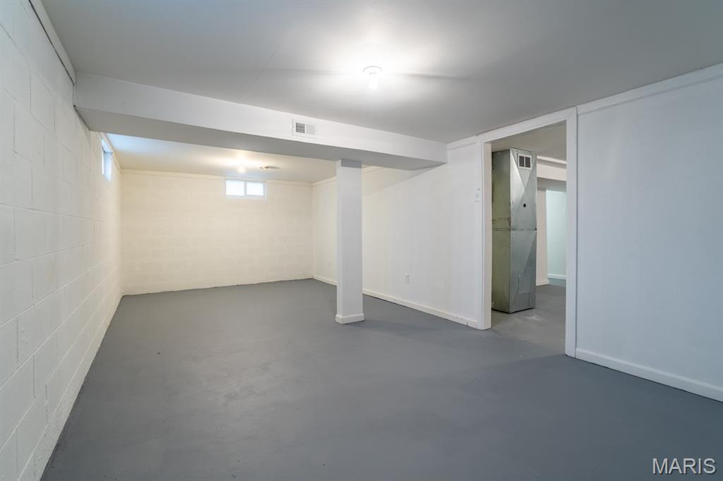 1735 Rhodes Street Madison, IL 62060 - Photo 32 of 33