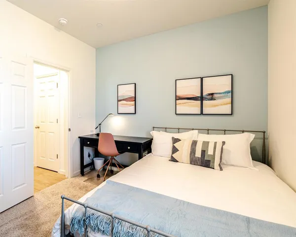 $4,695 | 6563 West Tobey Avenue, Fresno, CA 93727