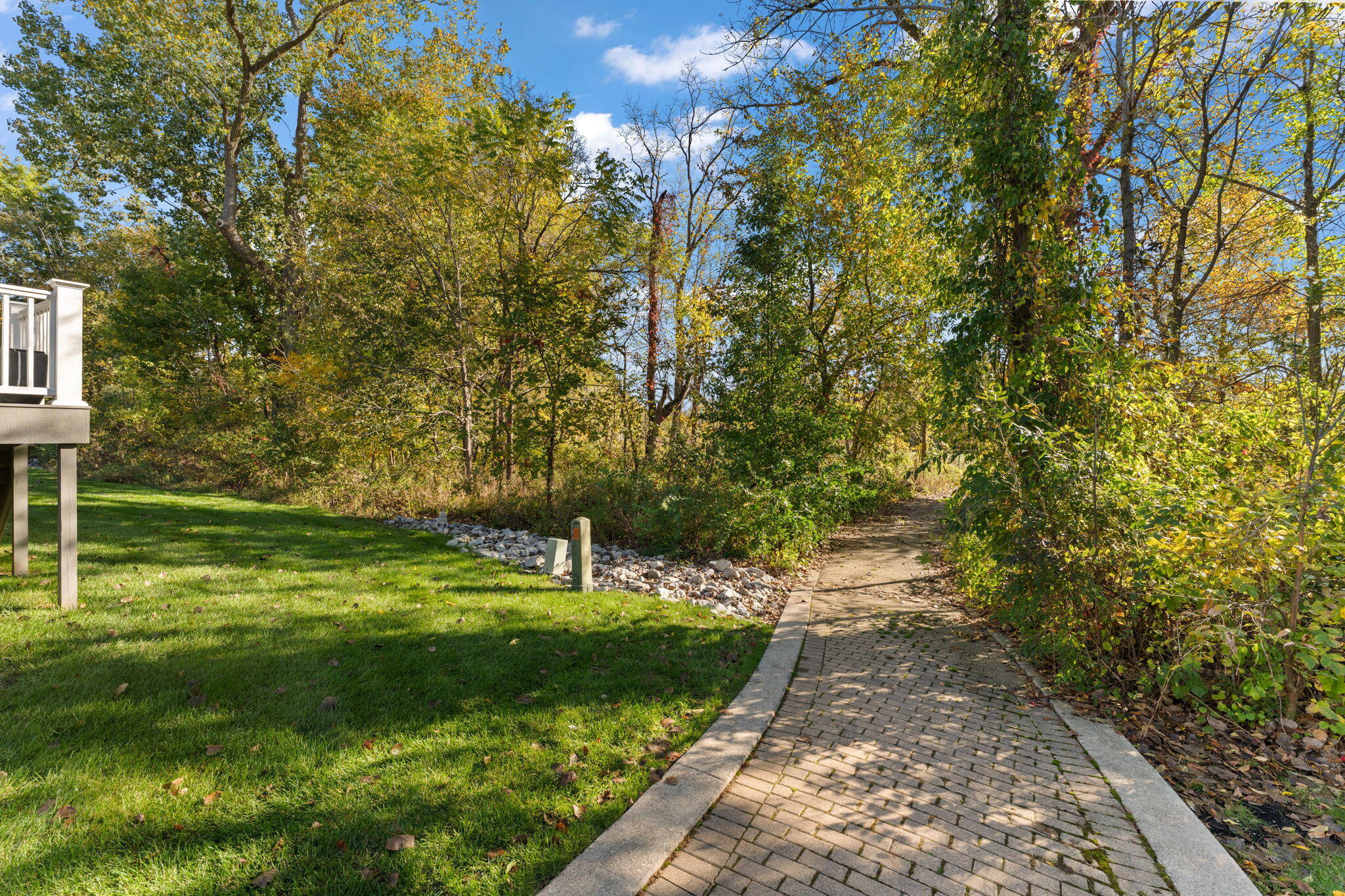 2335 Legend Circle Chesterton, IN 46304 - Photo 32 of 33 a view of yard with green space