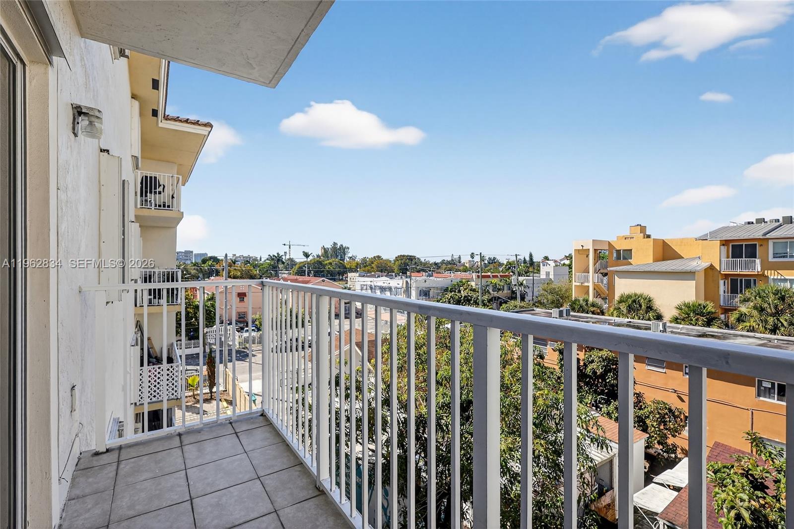 134 Southwest 7th Avenue, Unit 404 Miami, FL 33130 - Photo 17 of 31