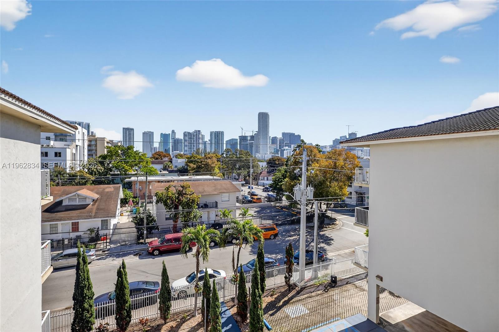134 Southwest 7th Avenue, Unit 404 Miami, FL 33130 - Photo 19 of 31