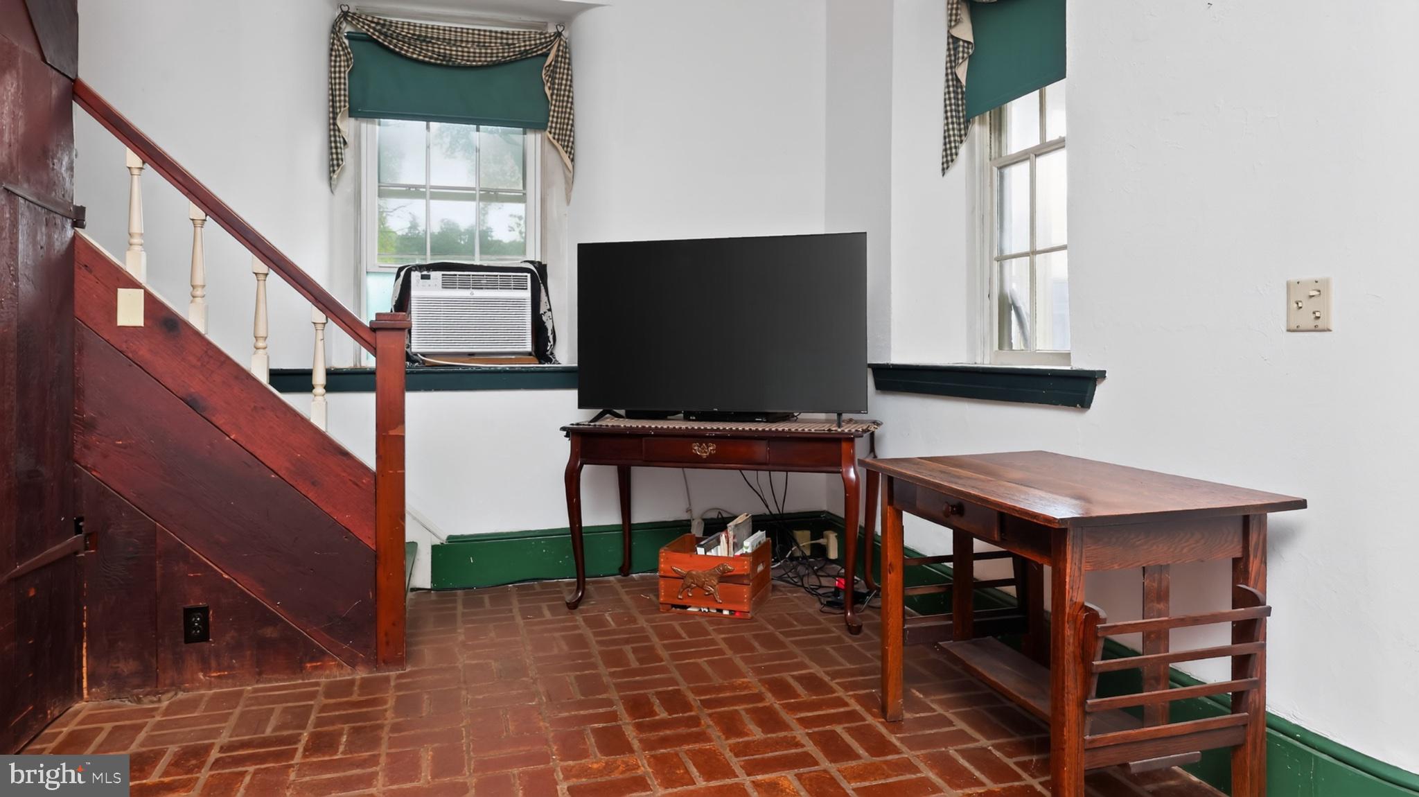 325 Cambridge Road Narvon, PA 17555 - Photo 21 of 62 Gallery Image 21