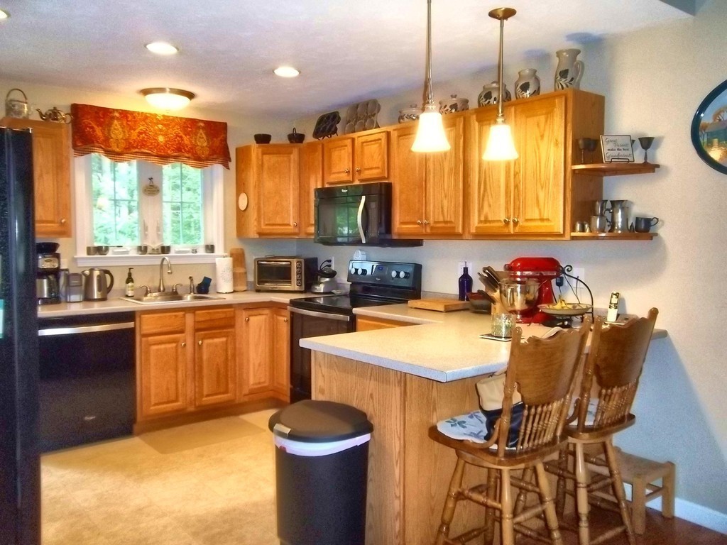 4 B Rock Marsh Road, Unit 4B Wareham, MA 02571 - Photo 5 of 13 Gallery Image 5