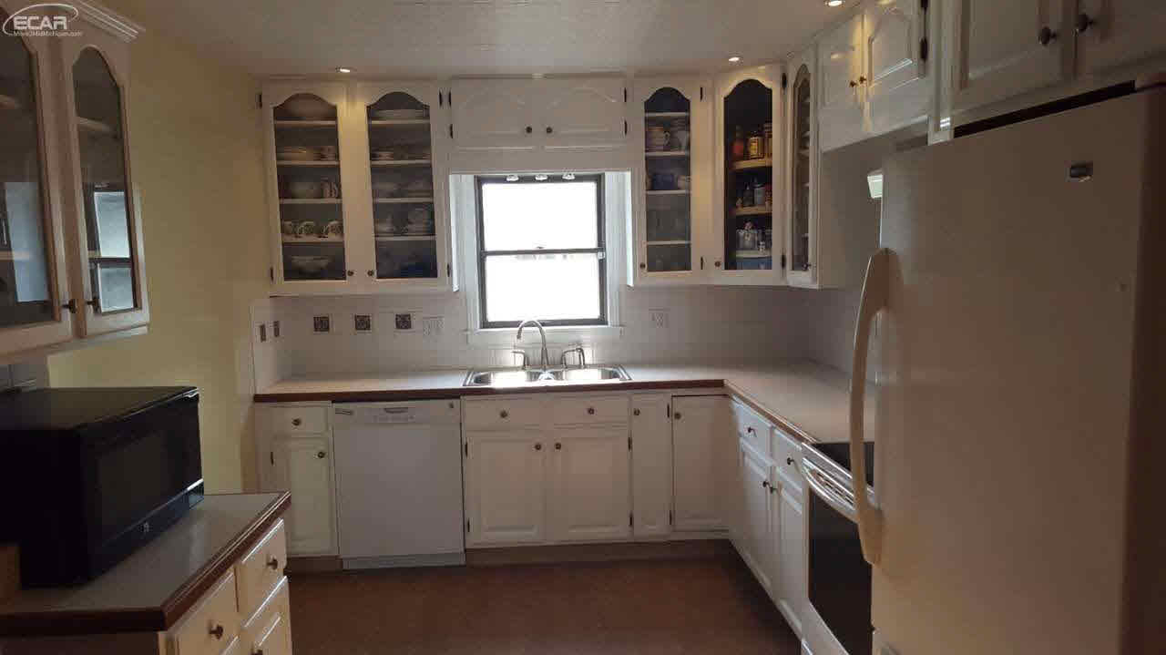 5302 Elms Road Flushing, MI 48433 - Photo 10 of 49 21238845-9.JPG