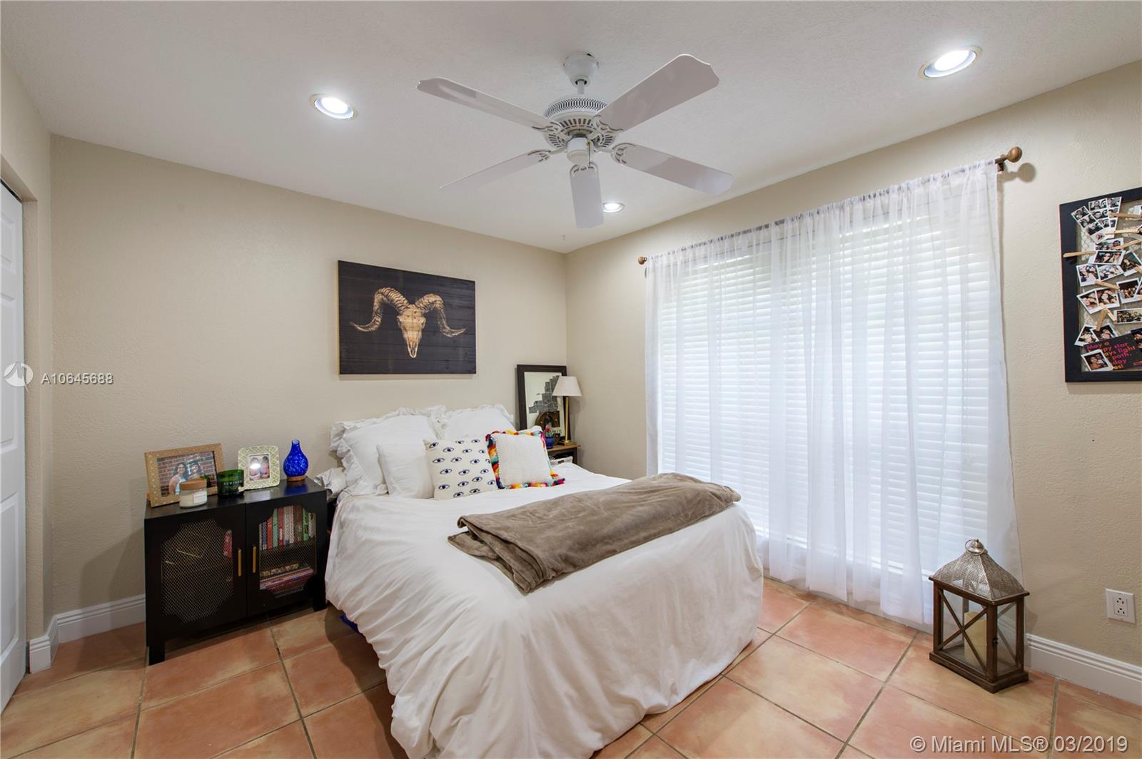 5200 Southwest 201st Terrace Southwest Ranches, FL 33332 - Photo 19 of 33 Gallery Image 19