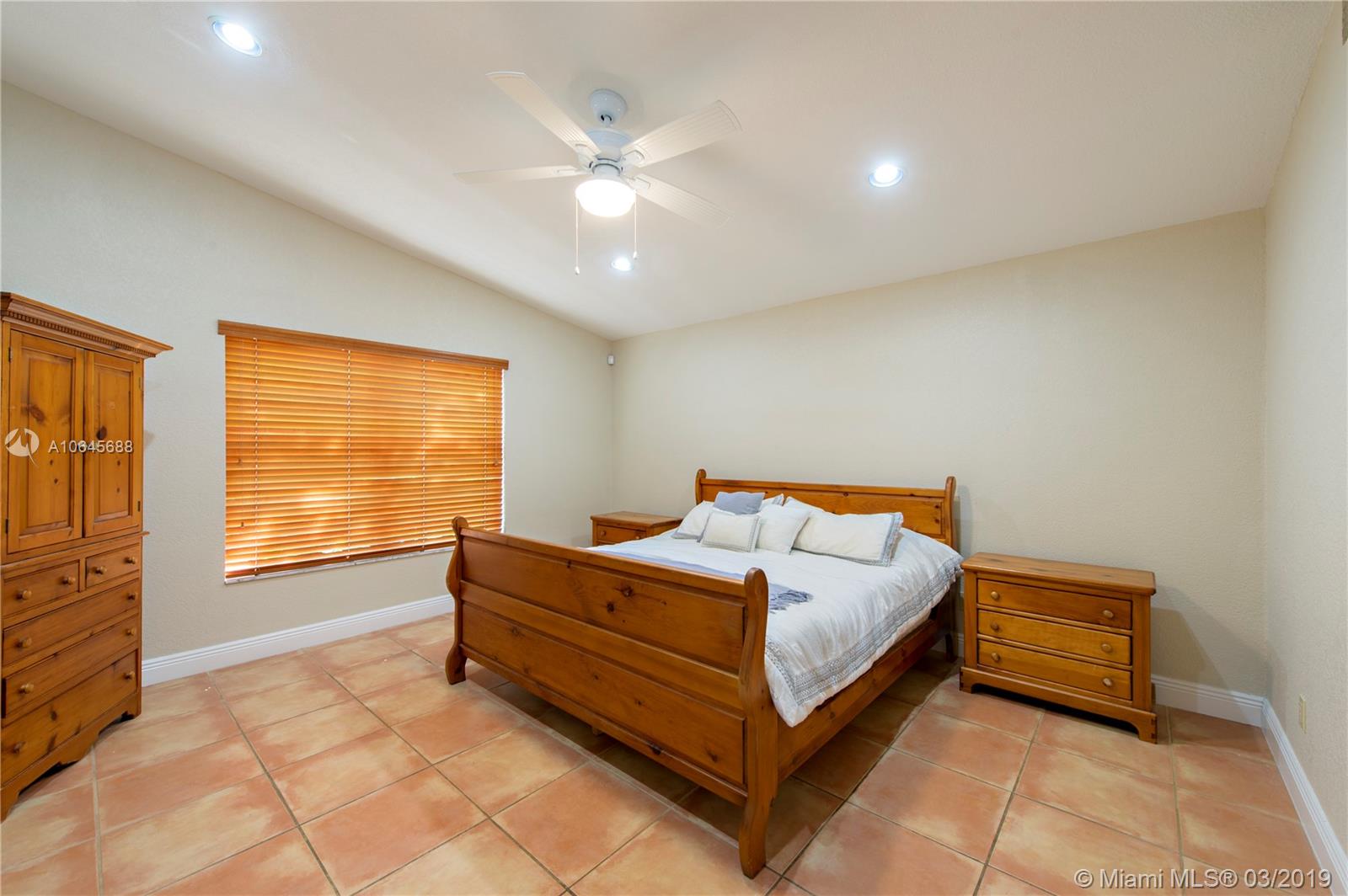 5200 Southwest 201st Terrace Southwest Ranches, FL 33332 - Photo 26 of 33 Gallery Image 26