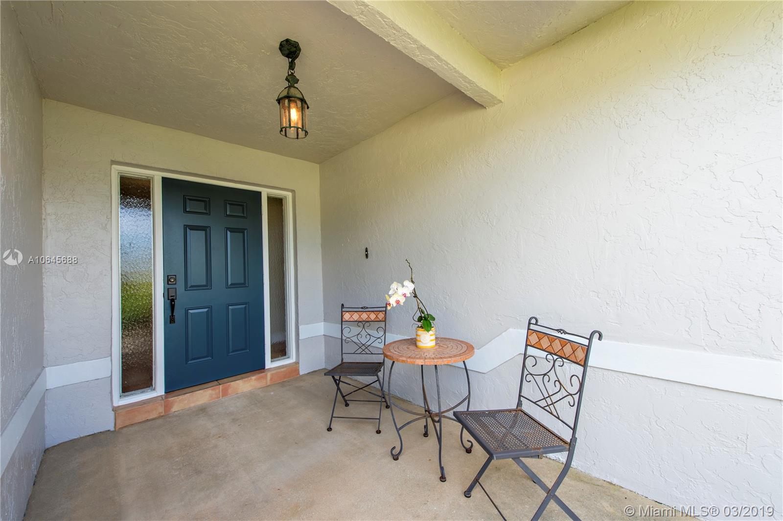 5200 Southwest 201st Terrace Southwest Ranches, FL 33332 - Photo 4 of 33 Gallery Image 4