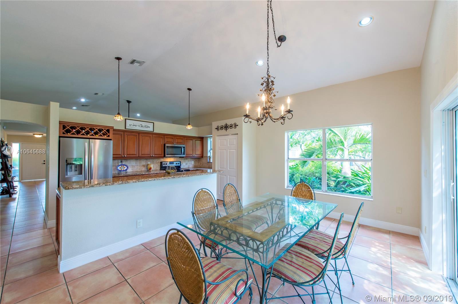 5200 Southwest 201st Terrace Southwest Ranches, FL 33332 - Photo 9 of 33 Gallery Image 9