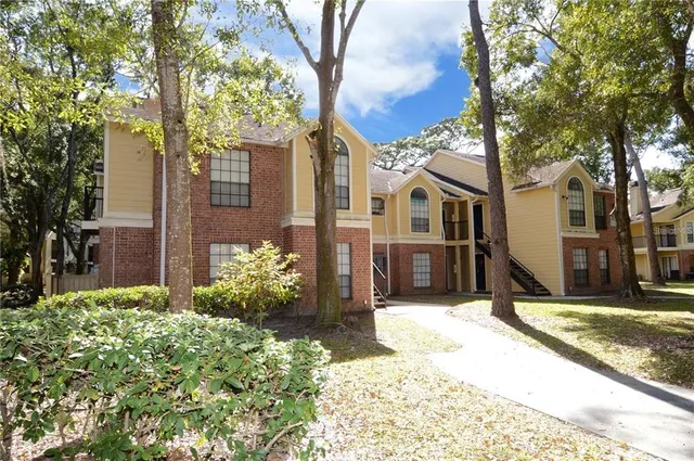 $1,400 | 8635 Mallard Reserve Drive, Unit 103, Tampa, FL 33614