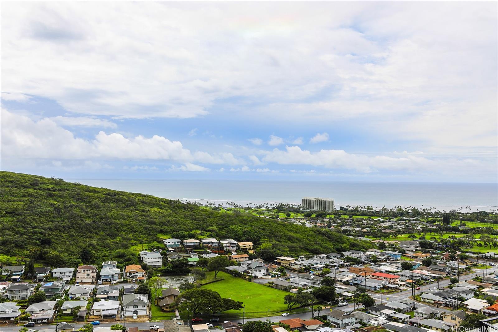 1627 Halekoa Drive Honolulu, HI 96821 - Photo 3 of 25