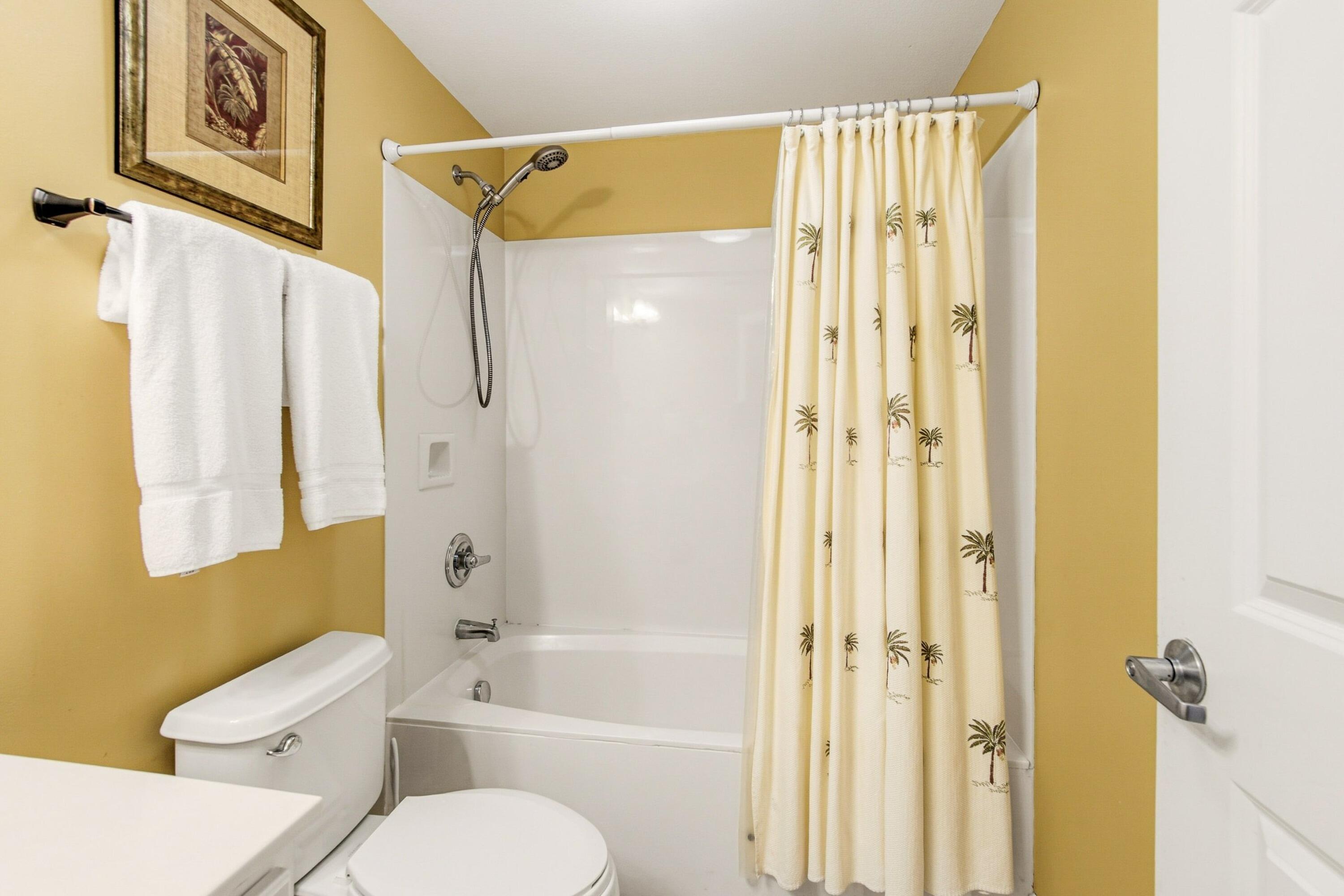 14825 Front Beach Road, Unit 2102 Panama City Beach, FL 32413 - Photo 28 of 38 Guest Bathroom