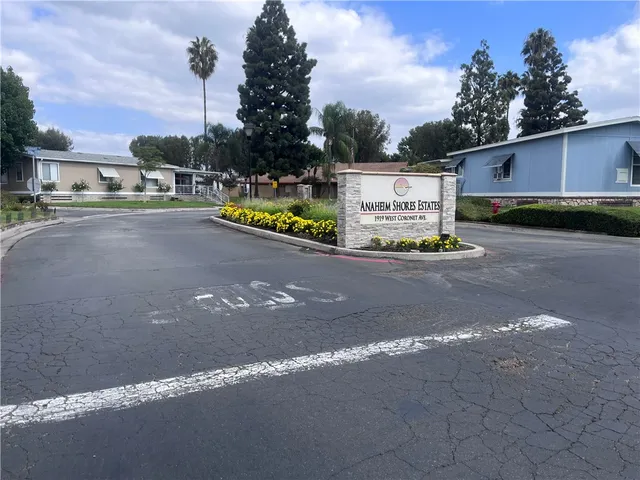 $320,000 | 1919 West Coronet Avenue, Unit 126, Anaheim, CA 92801