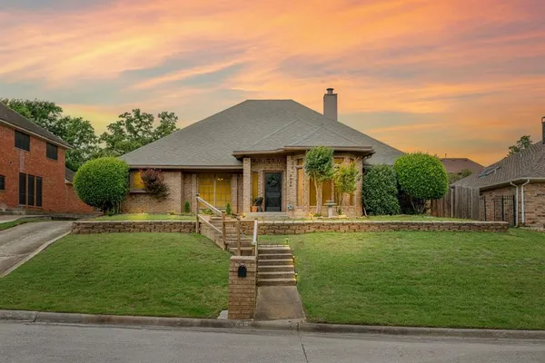 $427,500 | 3229 David Drive, Hurst, TX 76054