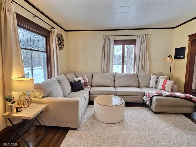 $329,900 | 311 Big Woods Lane, Annandale, MN 55302