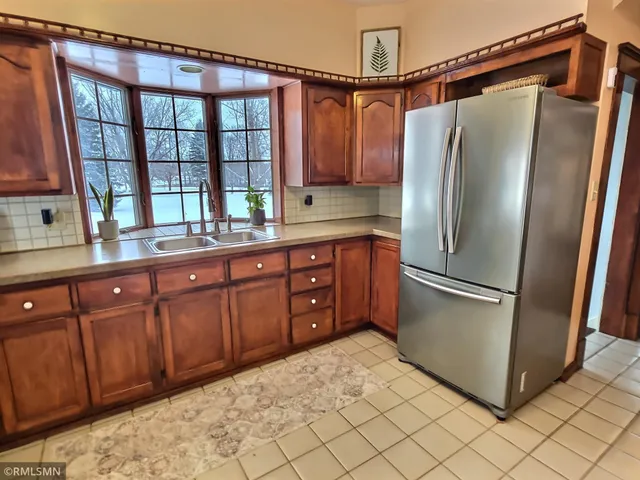 $329,900 | 311 Big Woods Lane, Annandale, MN 55302