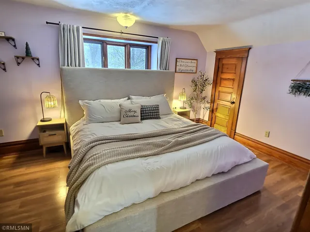 $329,900 | 311 Big Woods Lane, Annandale, MN 55302