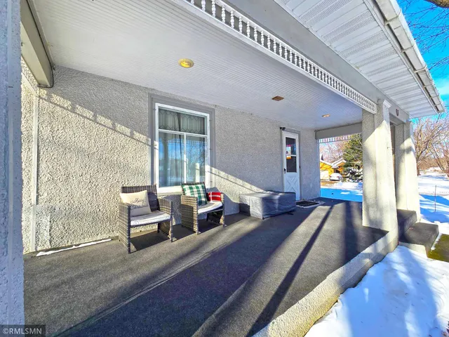 $329,900 | 311 Big Woods Lane, Annandale, MN 55302