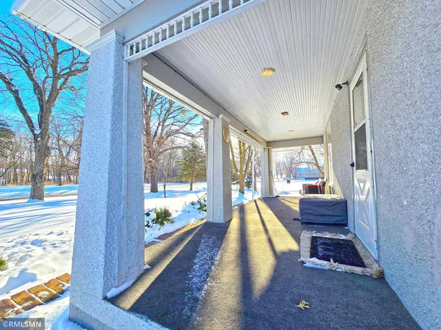 $329,900 | 311 Big Woods Lane, Annandale, MN 55302