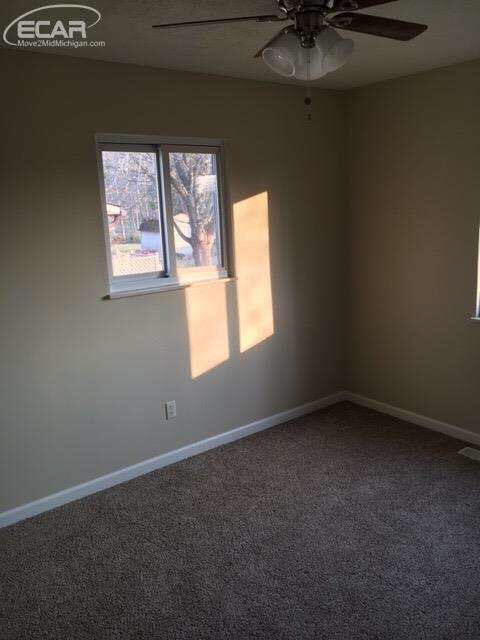 4387 Regency Road Swartz Creek, MI 48473 - Photo 8 of 22 21238799-7.JPG