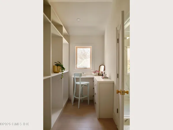 $3,330,000 | 37 Mary Lane, Riverside, CT 06878