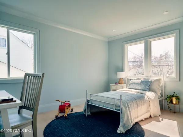 $3,330,000 | 37 Mary Lane, Riverside, CT 06878