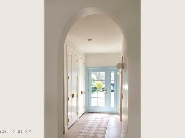 $3,330,000 | 37 Mary Lane, Riverside, CT 06878