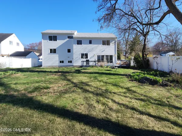 $3,330,000 | 37 Mary Lane, Riverside, CT 06878