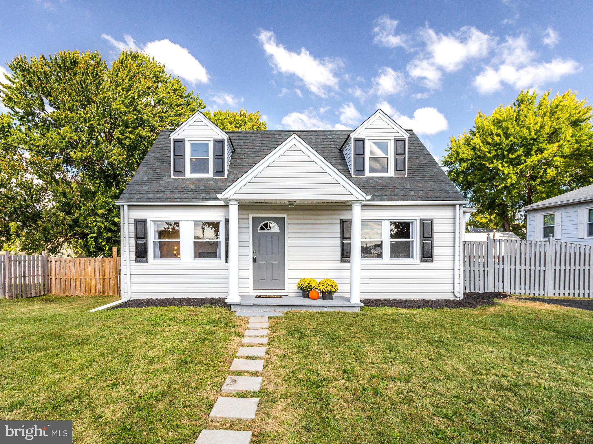 210 Holy Cross Road Baltimore, MD 21225 - Photo 2 of 29 Exterior (Front)