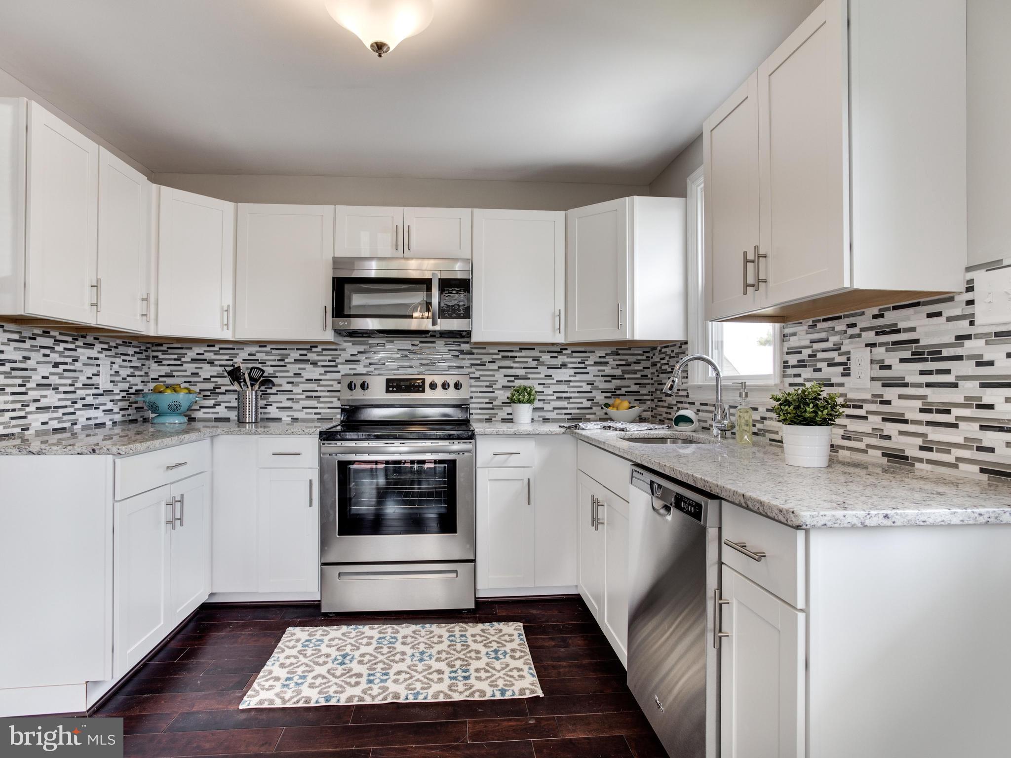 210 Holy Cross Road Baltimore, MD 21225 - Photo 10 of 29 Kitchen