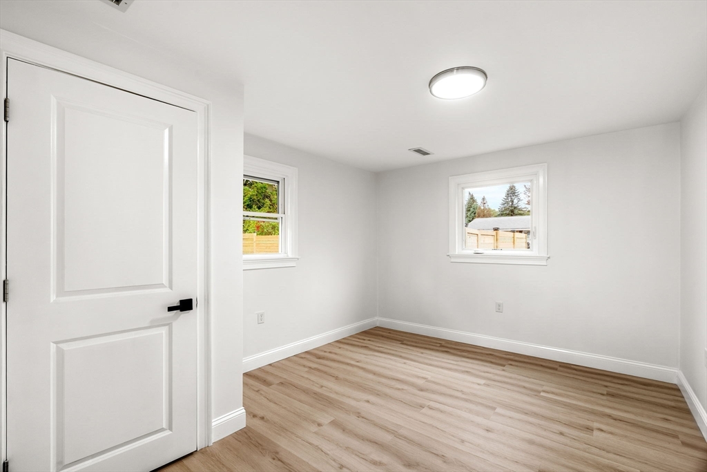 12 Exeter Street Danvers, MA 01923 - Photo 15 of 41