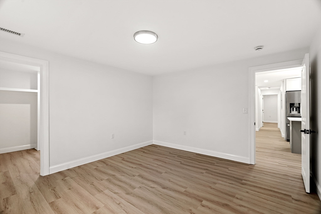 12 Exeter Street Danvers, MA 01923 - Photo 17 of 41