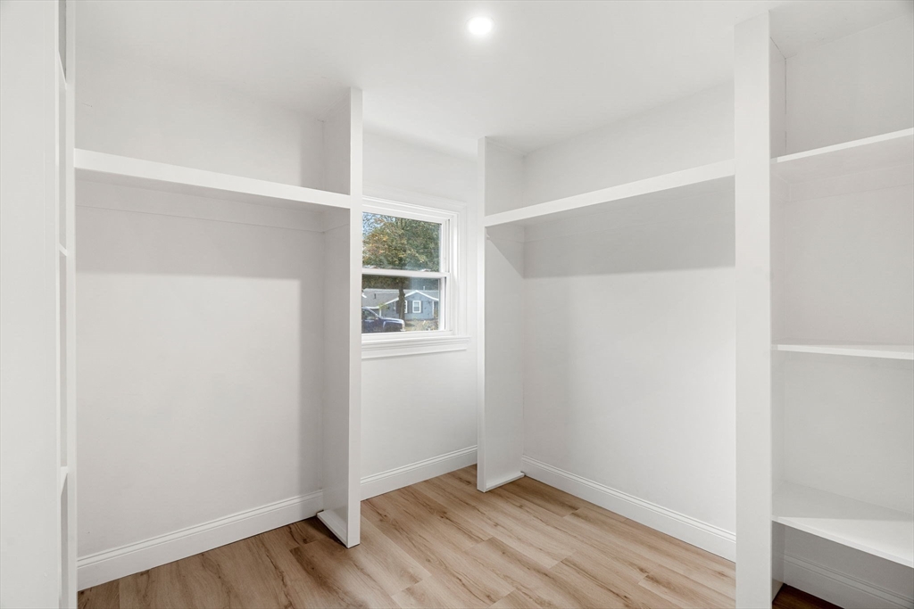 12 Exeter Street Danvers, MA 01923 - Photo 18 of 41