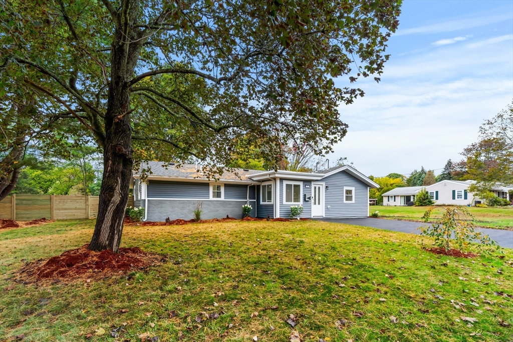 12 Exeter Street Danvers, MA 01923 - Photo 32 of 41