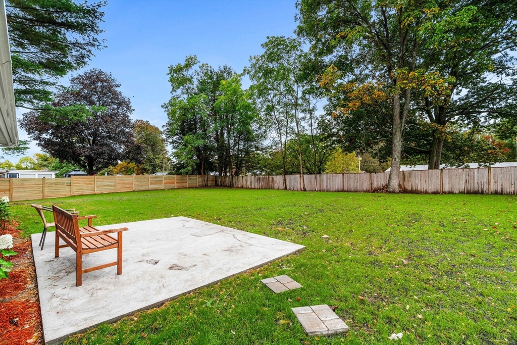 12 Exeter Street Danvers, MA 01923 - Photo 35 of 41